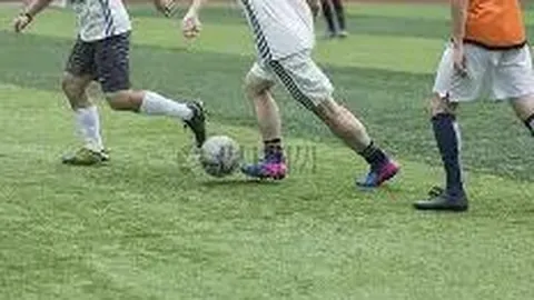 瓜迪奥拉曼城击败狐狸城结束连败，森林队跃升至英超第二席位。